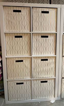 Better home 8 cube storage w/cubbies included