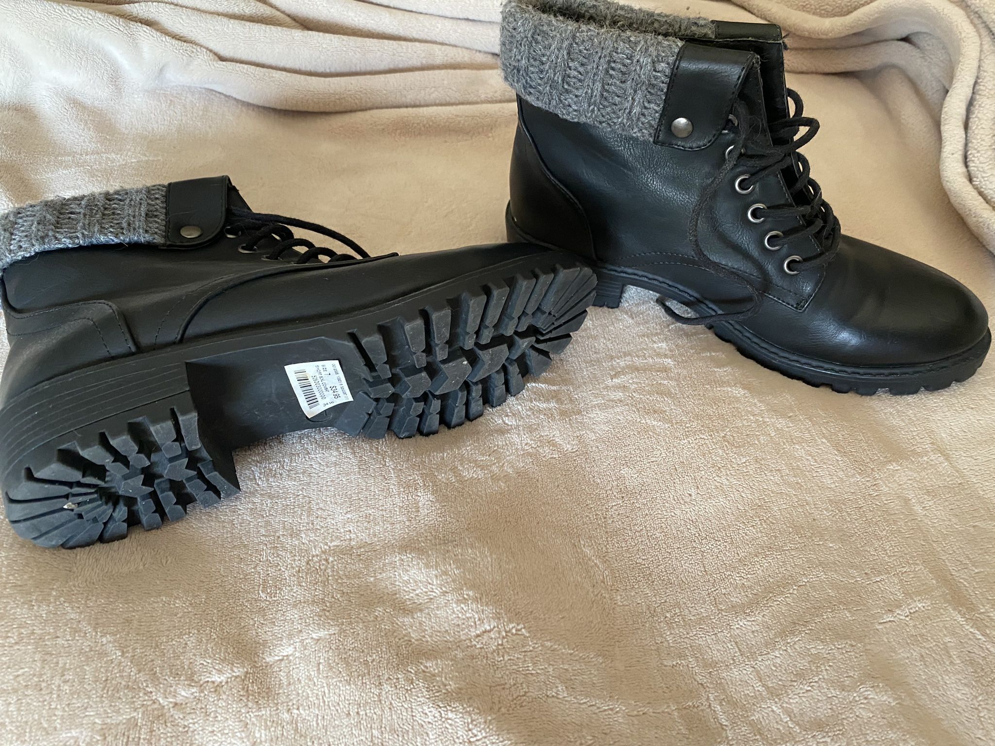 Black Boots