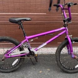 Mongoose Fling 180 BMX Bike with Pegs  