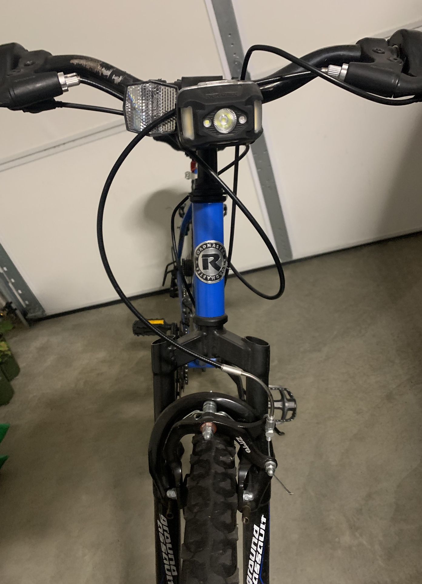 Blue Roadmaster Granite Peah 26”