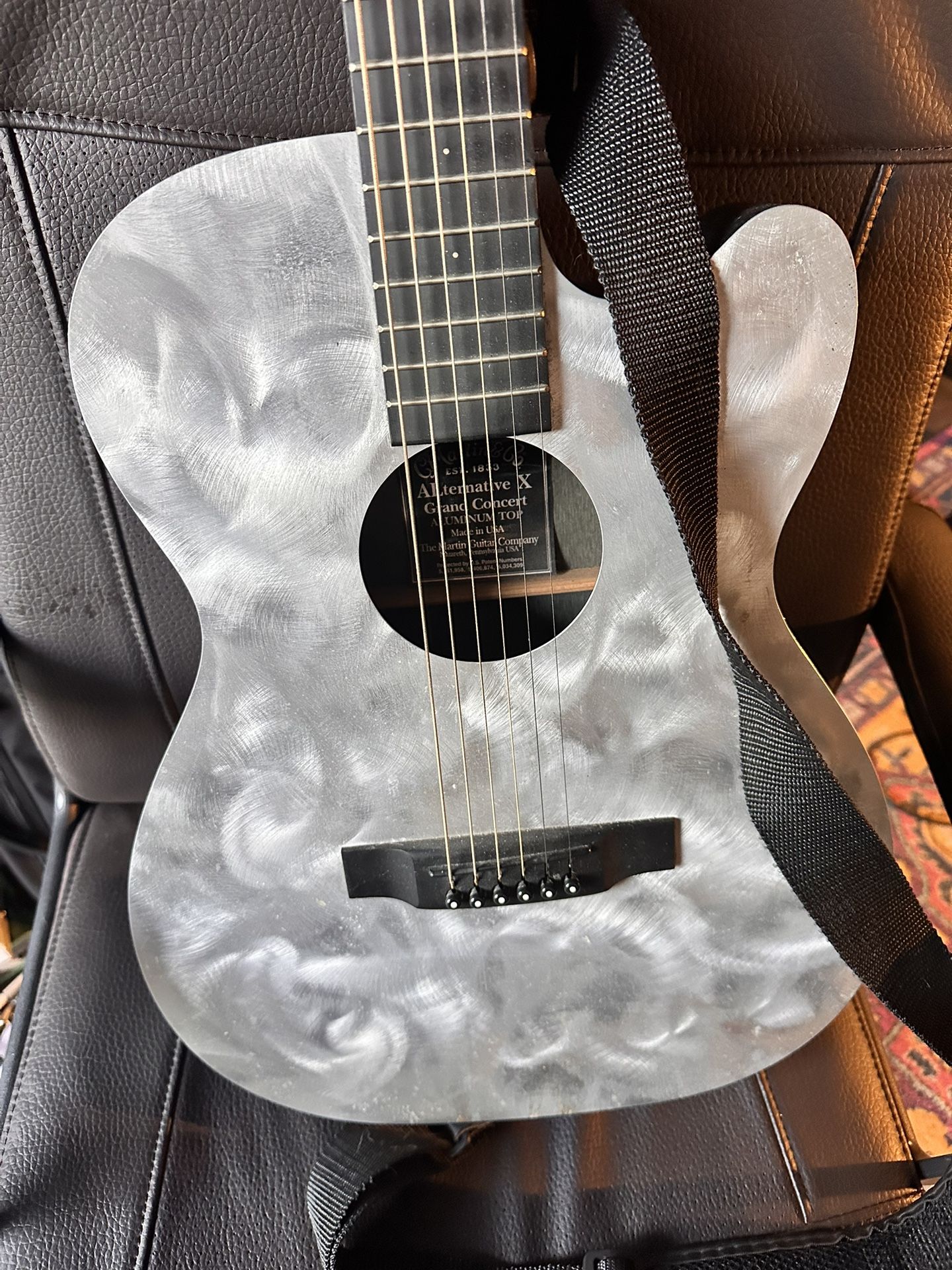 Martin ALternative X - Grand Concert Guitar , Aluminum Top
