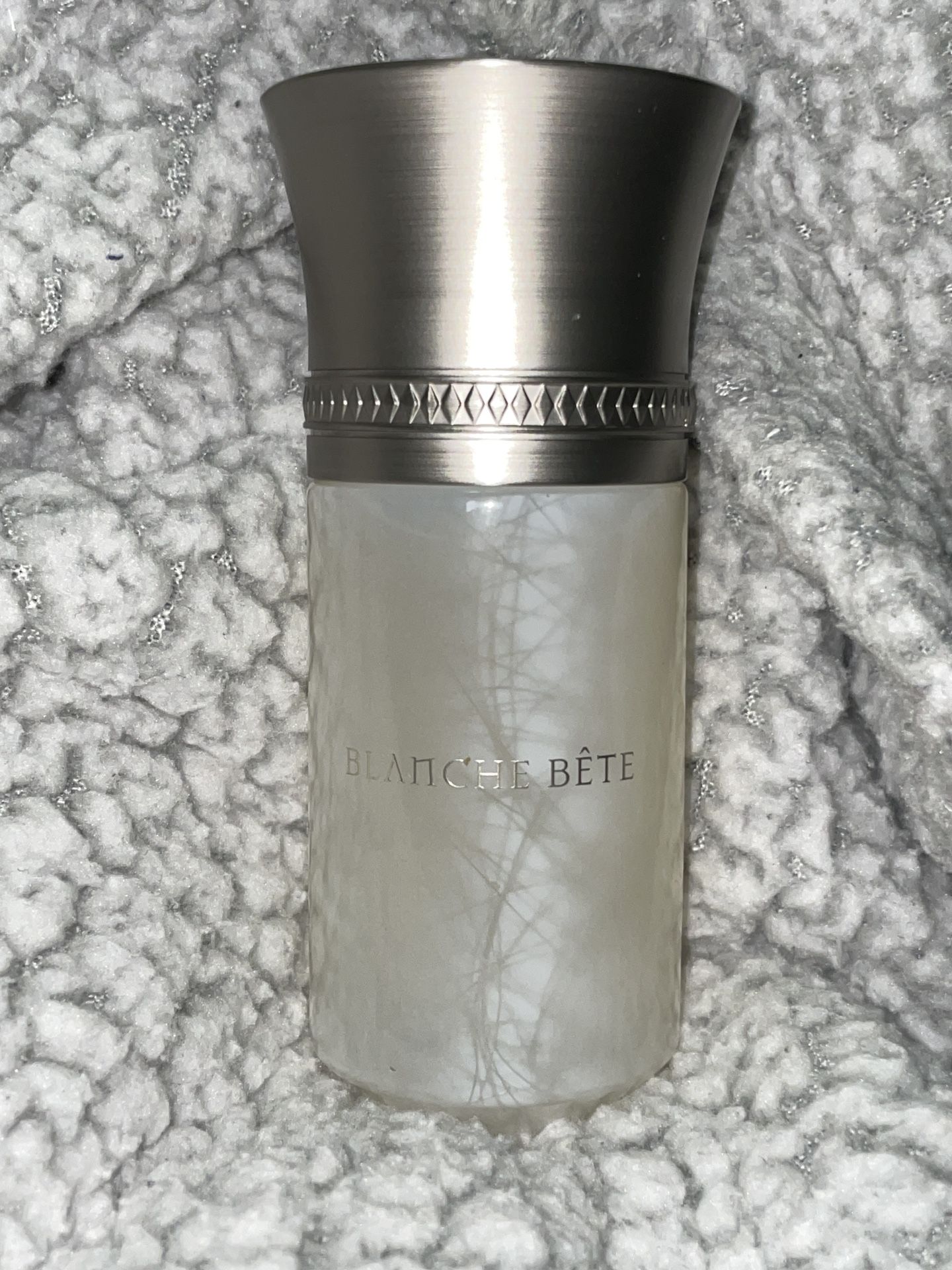 Blanche Bete By Liquides Imaginaries 