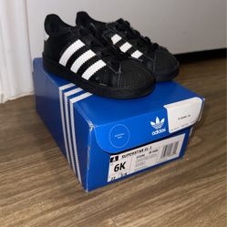 Superstar Adidas