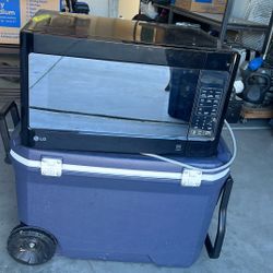LG Microwave 