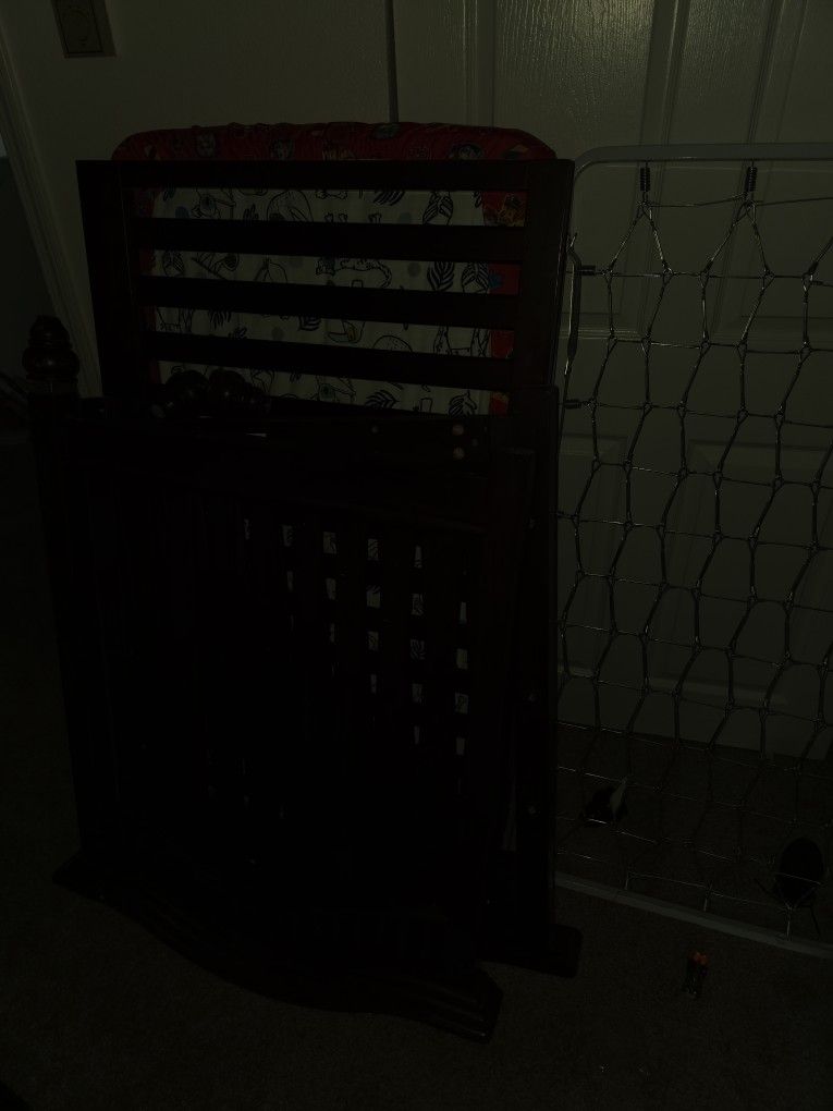 Baby crib
