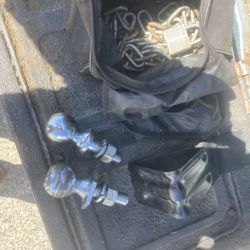 Hitch 2 Inch  And A 1 7/8