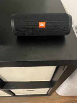 JBL Flip 4