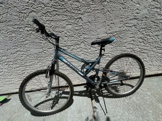 Huffy Trail Runner 26" Dual Suspension Mountain Bike - 18 Speed