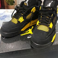 Jordan 4 Yellow Thunder 