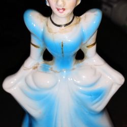 1960 "Walt Disney" - Cinderella Porcelain Figurine
