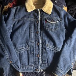 Vintage Levi’s Sherpa lined Denim Jacket