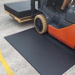 🛑Rubber Mats, Area Rugs,Stall Horse,Carpets- Gyms,Garage,foot traffic walkways,etc Price $90each🛑

🛑 Heavy Duty Rubber Stall Mats 4x6 (3/4" Thick) 