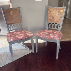 2 Chairs