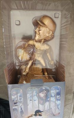 "Gold" CLAYTON KERSHAW BOBBLEHEAD 