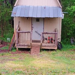 Storage building