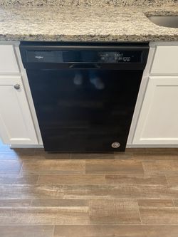 Whirlpool Set Black In Color 