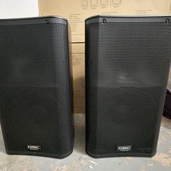 QSC K12 12" Powered PA Speaker - Excellent Condition (Pair) - 2 speakers
