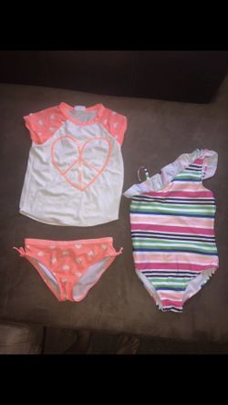 Crazy 8 swim suits size M(7-8)