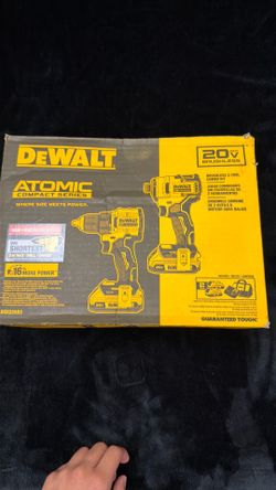 20 bolt dewalt drill set