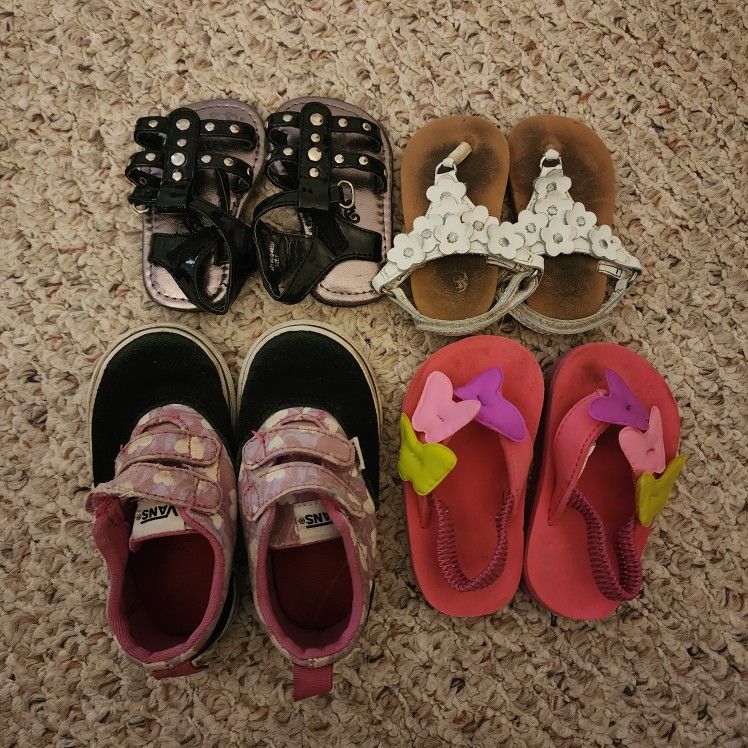 FREE... Size 6 baby shoes