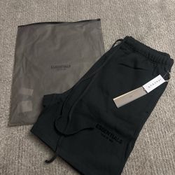 Fear of God Essentials Stretch Limo SS22 shorts