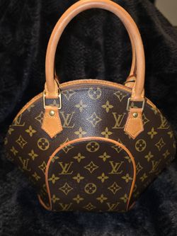 Lv Ellipse