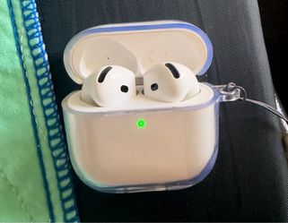 Apple AirPods 4 With Active Noise Cancellation