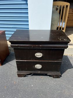 End Side Table 26x26x15d