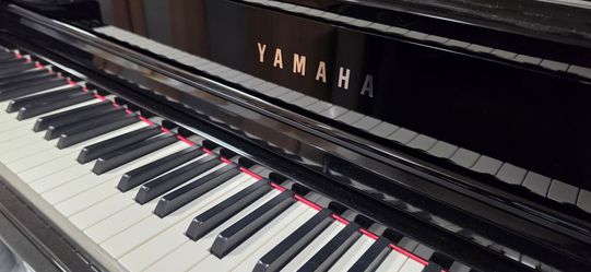 Yamaha CLP-695 GP