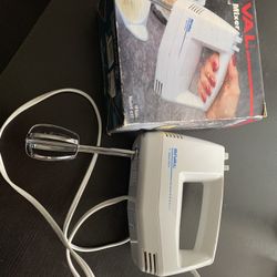 Hand Mixer Rival