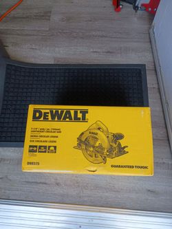 DeWalt DWE575 7-1/4" Circular Saw