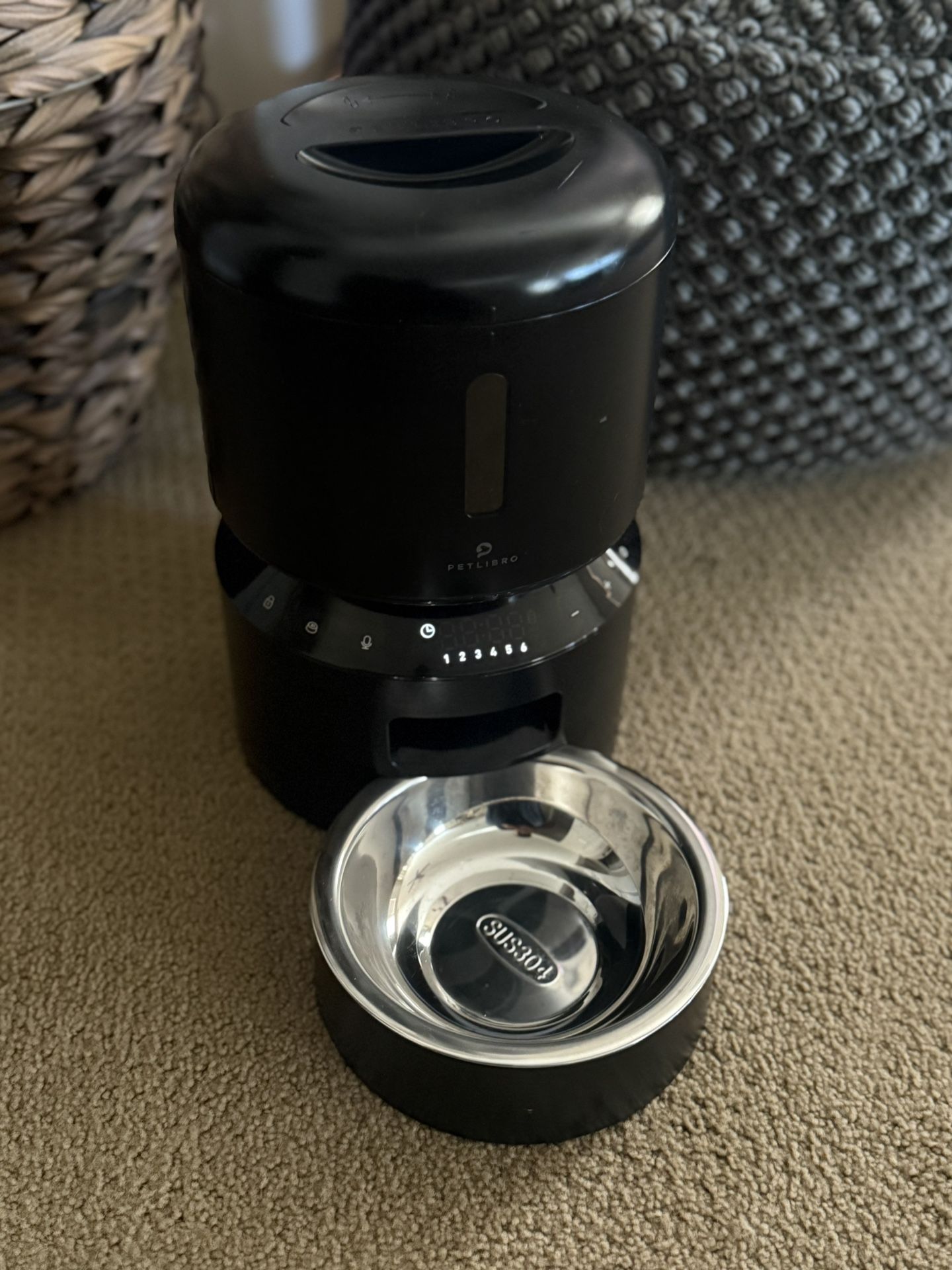 Cat Dog Pets Automatic Feeder