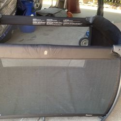 Corralito Marca Joovy 