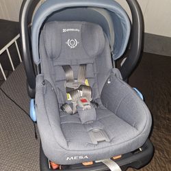 Uppababy Mesa Infant Carseat Clean 