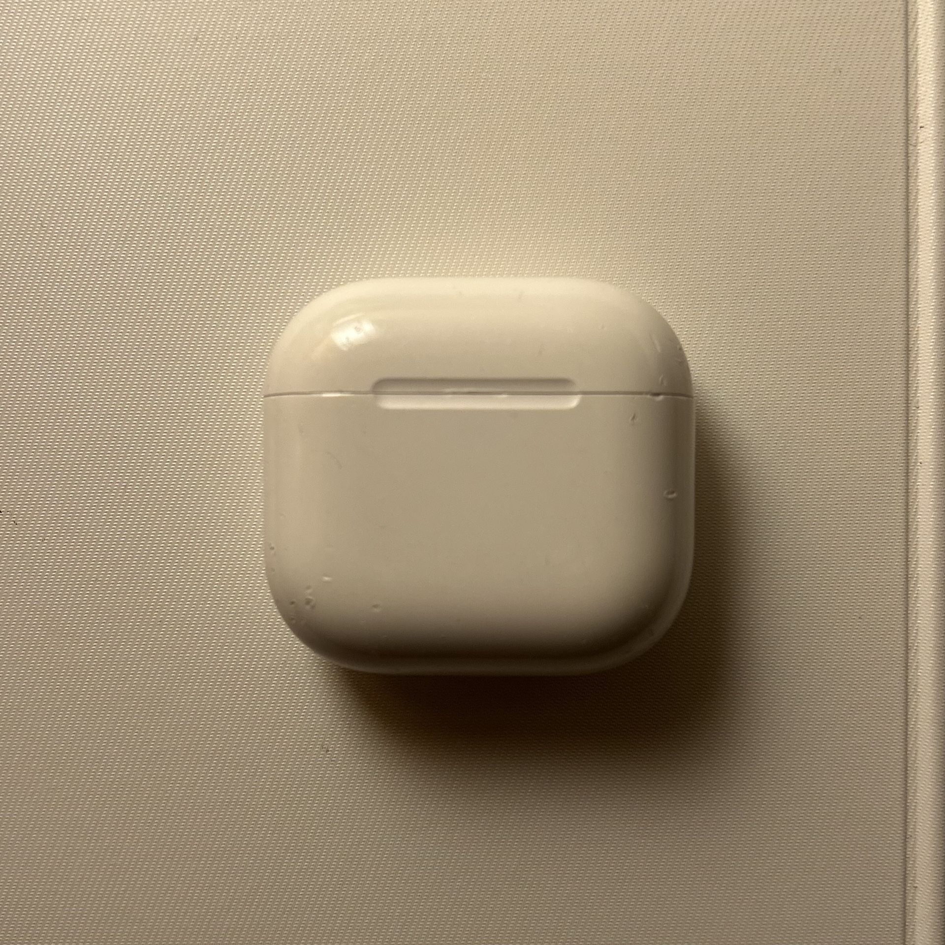 AirPods 4 With Noise Cancellation