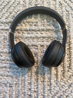 Beats Solo 4