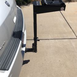 Mopar 2 bikes  rack with hitch attachment