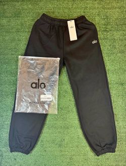 Alo black yoga pants