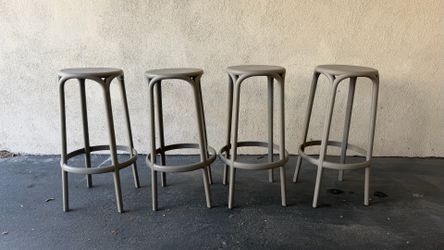 Set of 4 Eugeni Quitllet Vondom Brooklyn Outdoor Barstools $800 retail