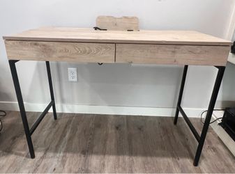 Study table w/ 2 draws and wire outlet