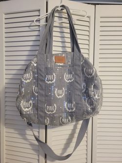 Victoria Secret Pink duffle bag