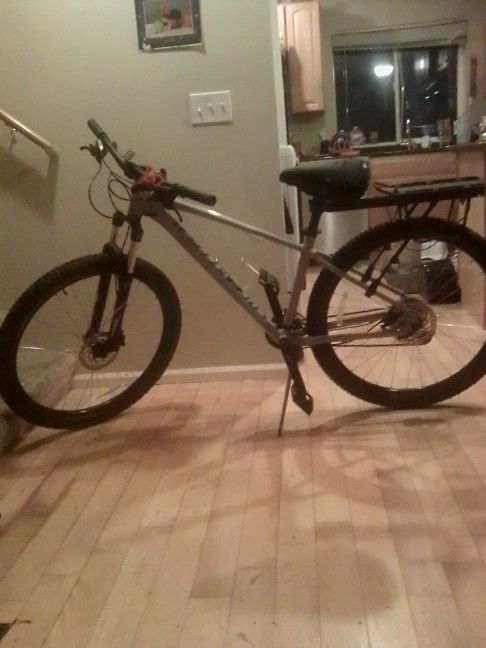 Specialized Pitch Xce Medium 8 Speed