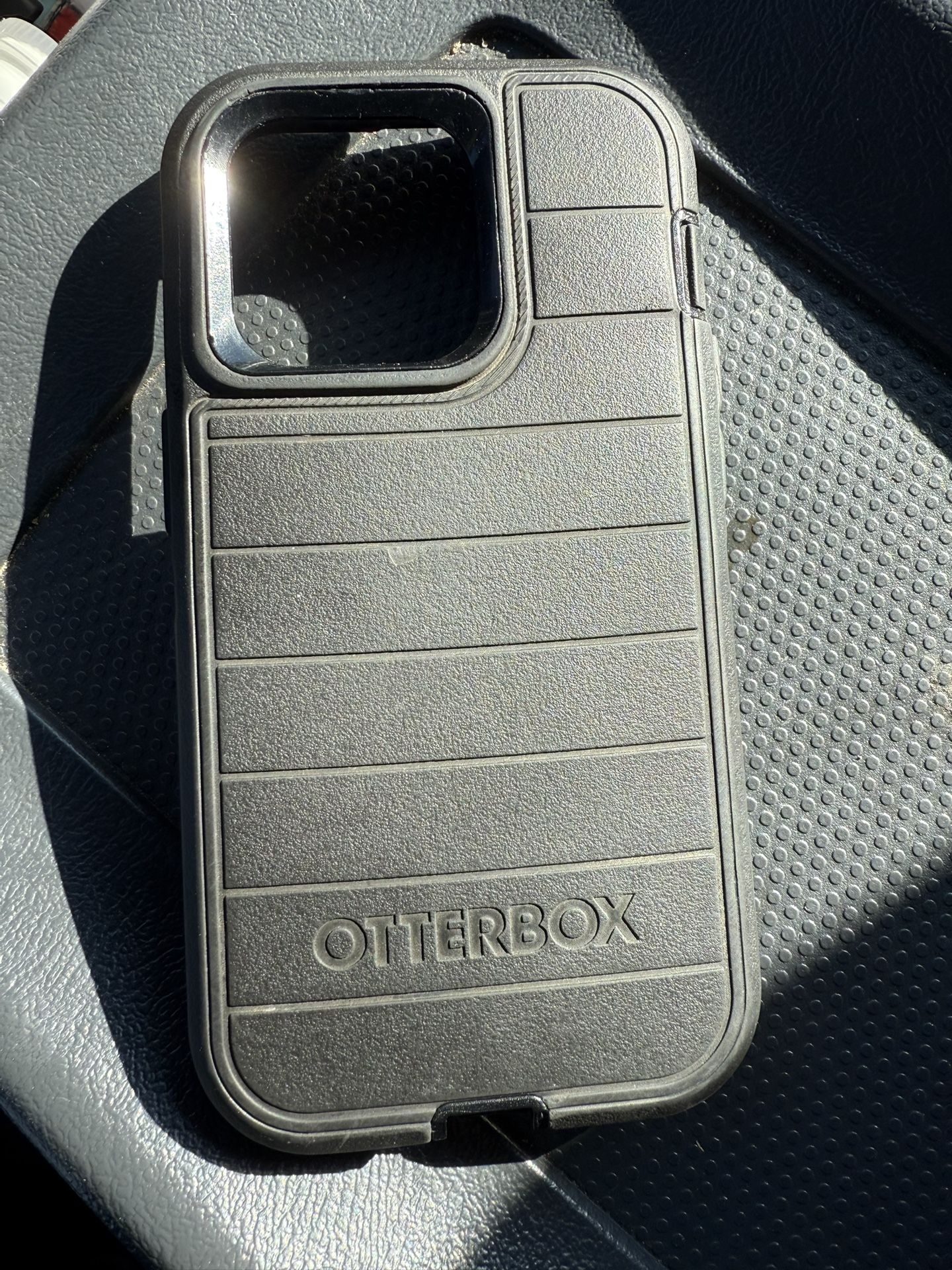 I Phone 14 Pro Otter Box Defender Pro Case