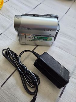 Sony DCR-HC52 MiniDV Handycam Camcorder with 40x Optical Zoom