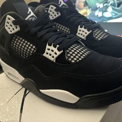 jordan 4 white thunder