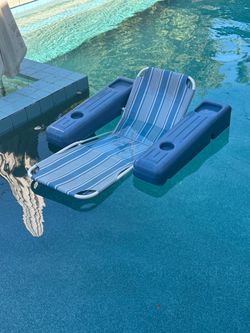 Vintage-Style Pool Float — Once Upon a Time… in Hollywood Inspired