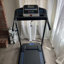 Treadmill 