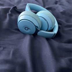 Beats Solo Pro