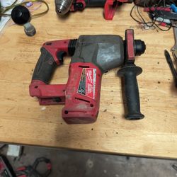 Milwaukee 1" Hammer Drill 