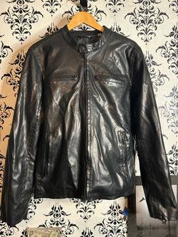 Men’s Levi's Black Polyvinyl Bomber Jacket size M